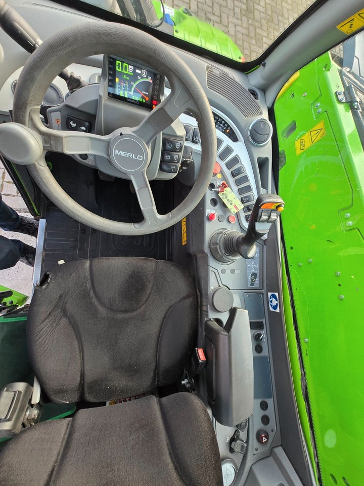 Телескопический погрузчик Merlo TF35.7-140: фото 14 Телескопический погрузчик Merlo TF35.7-140: фото 14
