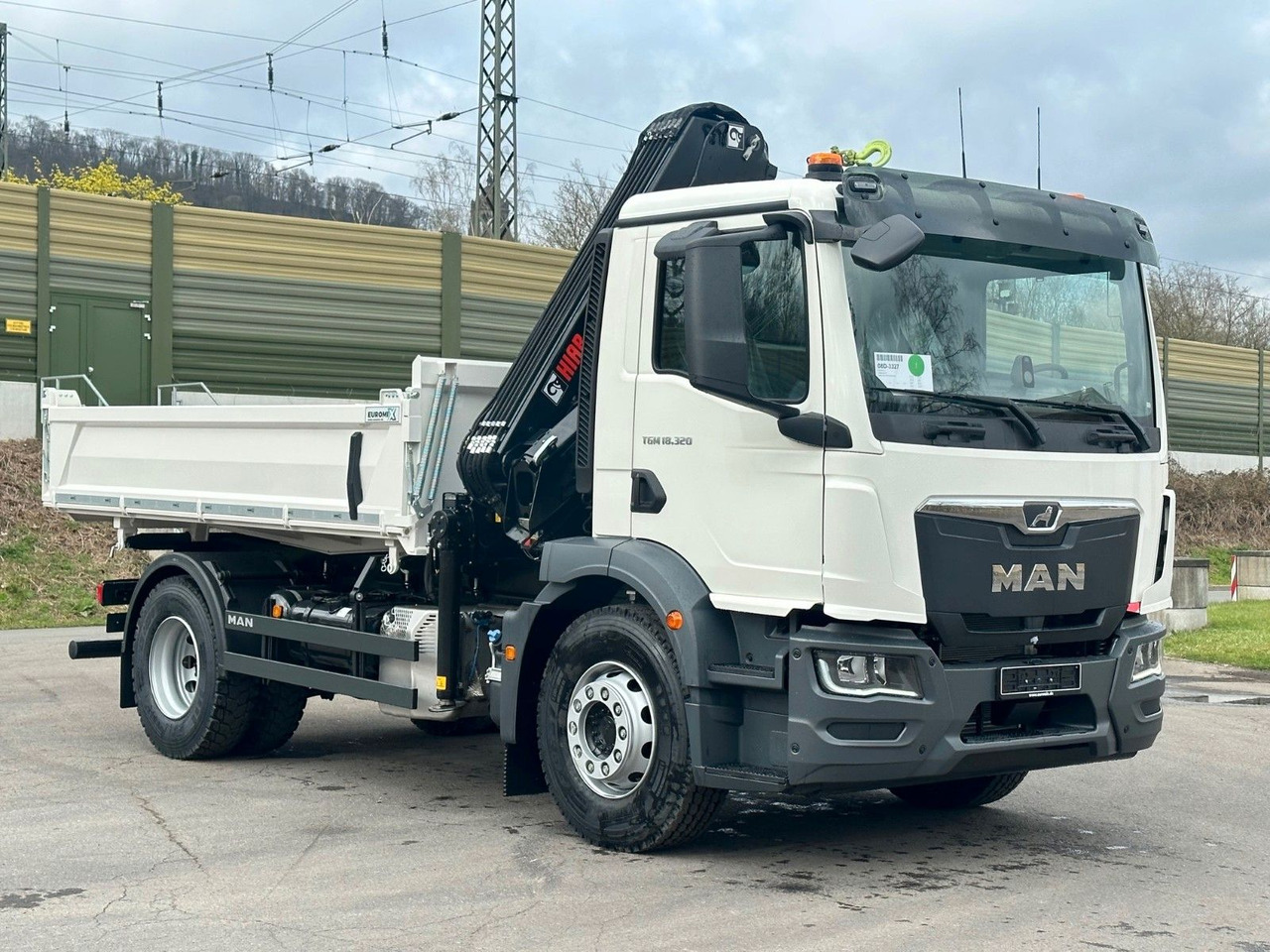 Самосвал, Автоманипулятор MAN TGM 18.320 4x2 Euro6e  Hiab X-HiDuo 138DS-3: фото 7