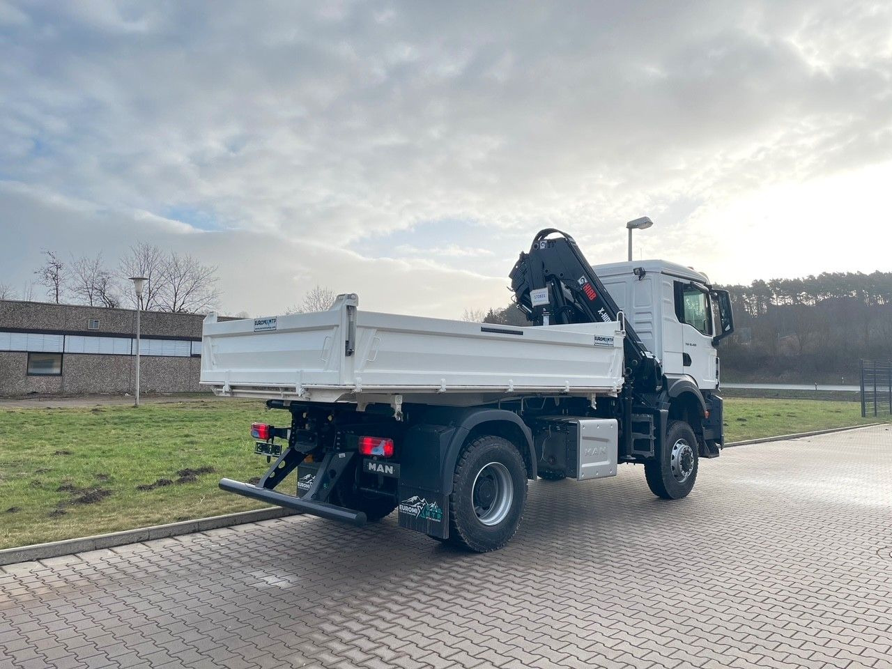 MAN TGS 18.400 TG3 4x4 Euro6e Hiab X-HiDuo 138DS-4 - Самосвал, Автоманипулятор: фото 3 MAN TGS 18.400 TG3 4x4 Euro6e Hiab X-HiDuo 138DS-4 - Самосвал, Автоманипулятор: фото 3