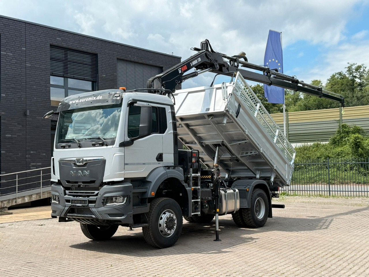 MAN TGS 18.400 TG3 4x4 Euro6e Hiab X-HiDuo 138DS-4 - Самосвал, Автоманипулятор: фото 2 MAN TGS 18.400 TG3 4x4 Euro6e Hiab X-HiDuo 138DS-4 - Самосвал, Автоманипулятор: фото 2