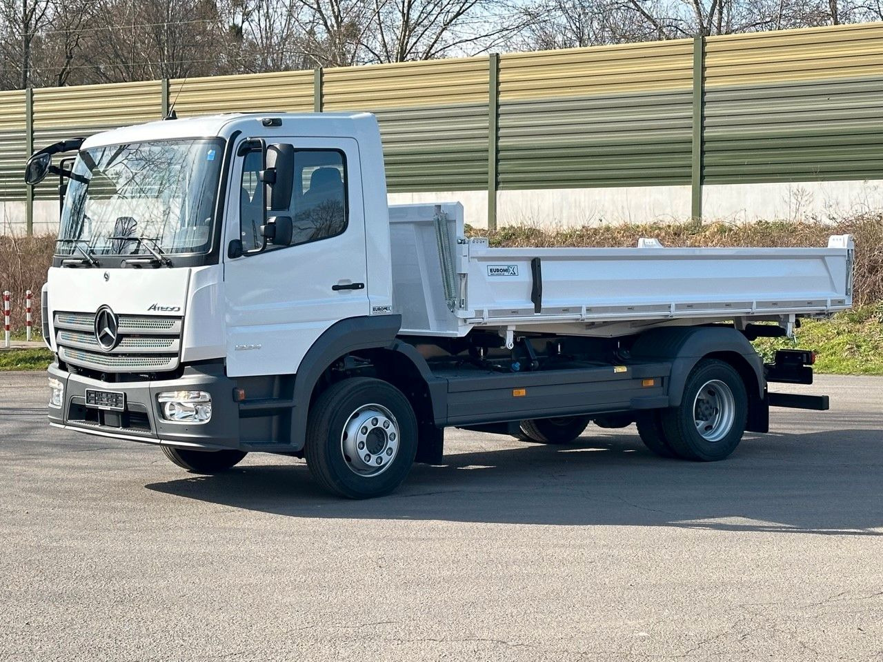 Mercedes-Benz Atego 1224 K EuromixMTP 3-Seiten-Kipper Mercedes-Benz Atego 1224 K EuromixMTP 3-Seiten-Kipper - Самосвал: фото 3 Mercedes-Benz Atego 1224 K EuromixMTP 3-Seiten-Kipper Mercedes-Benz Atego 1224 K EuromixMTP 3-Seiten-Kipper - Самосвал: фото 3