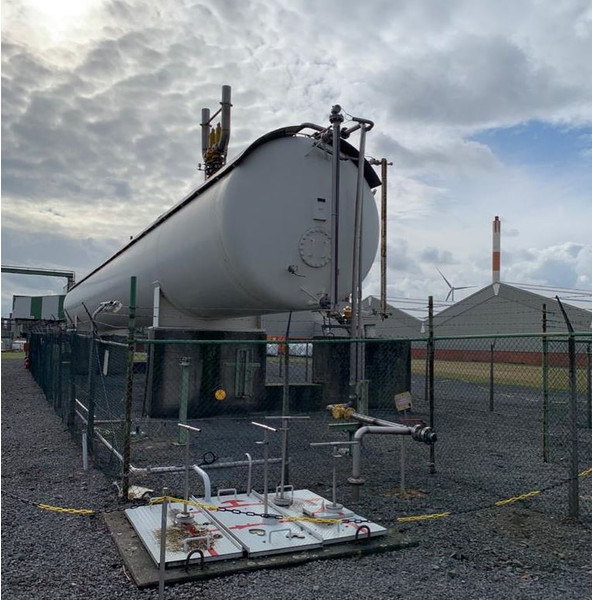 200m3 stationary gastank Gas, LPG, GPL, GAZ, Propane with Sun roof and appendages Used Tank ID 1.209 - Топливный бак: фото 2 200m3 stationary gastank Gas, LPG, GPL, GAZ, Propane with Sun roof and appendages Used Tank ID 1.209 - Топливный бак: фото 2