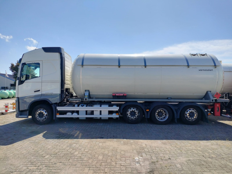 Volvo FH 420 8x2-4 -32791 L Gas tank truck -Gas, Gaz, LPG, GPL, Propane, Butane tank, Gastank ID 2.169 Eurotank, flowmeter, pump - Грузовик-цистерна: фото 1 Volvo FH 420 8x2-4 -32791 L Gas tank truck -Gas, Gaz, LPG, GPL, Propane, Butane tank, Gastank ID 2.169 Eurotank, flowmeter, pump - Грузовик-цистерна: фото 1