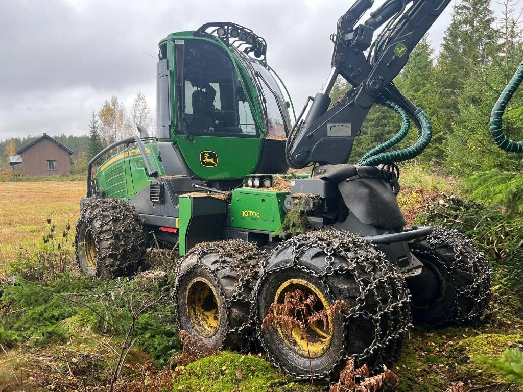 John Deere 1070G - Харвестер: фото 2 John Deere 1070G - Харвестер: фото 2