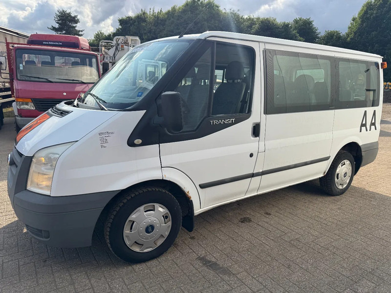 Ford **TRANSIT-9SEATS** - Автобус: фото 3 Ford **TRANSIT-9SEATS** - Автобус: фото 3