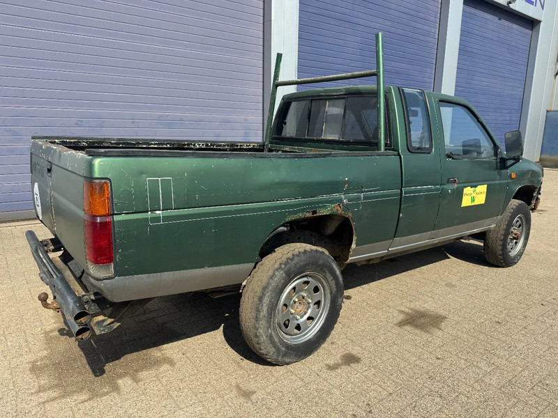 Пикап Nissan King-cab **DIESEL-4X4**: фото 7