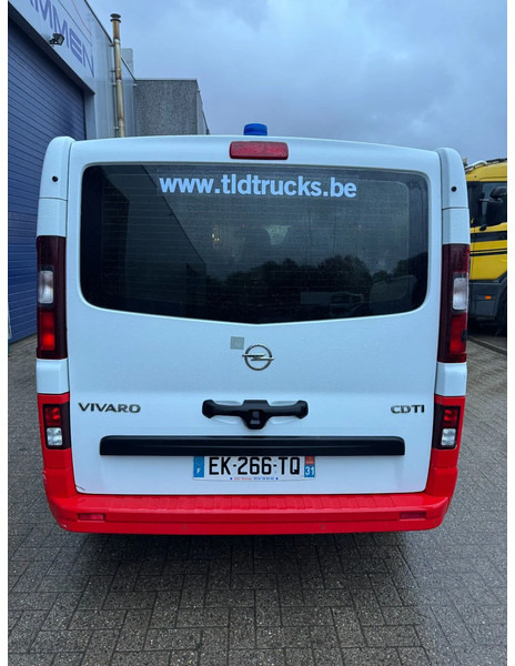 Машина скорой помощи Opel Vivaro **AMBULANCE-RETTUNGSWAGEN**: фото 8