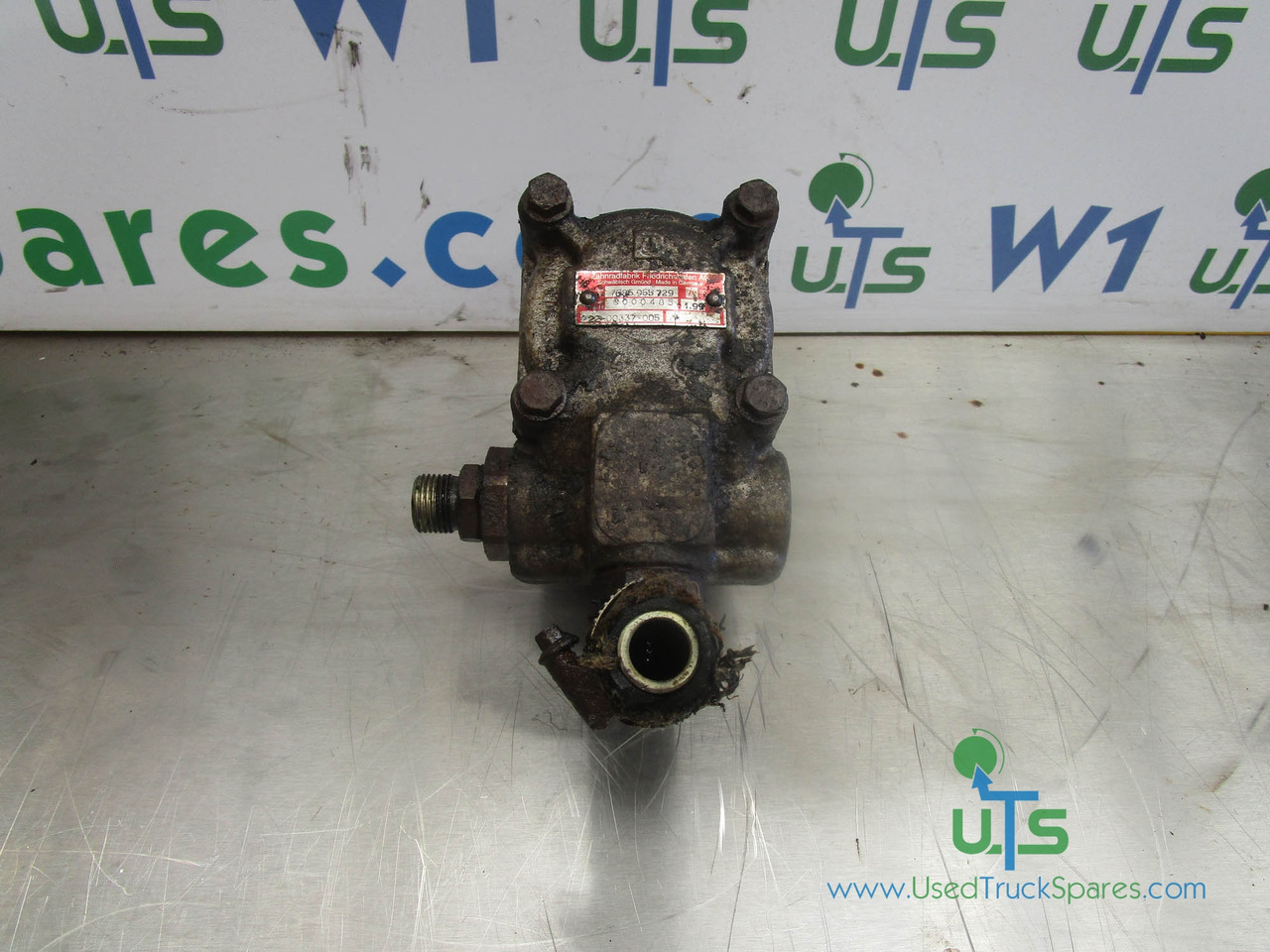 CAT C10 / C12 ZF POWER STEERING PUMP P/NO 7685955729 - Рулевое управление для Грузовиков: фото 1 CAT C10 / C12 ZF POWER STEERING PUMP P/NO 7685955729 - Рулевое управление для Грузовиков: фото 1
