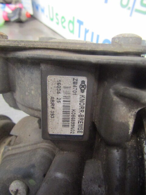 DAF LF 220 ‘KNORR BREMSE’ AIR DRYER P/NO K048309/AE4563 - Кабина и интерьер для Грузовиков: фото 3 DAF LF 220 ‘KNORR BREMSE’ AIR DRYER P/NO K048309/AE4563 - Кабина и интерьер для Грузовиков: фото 3