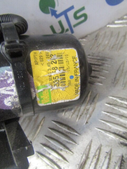 DAF LF 220 WIPER MOTOR ‘VALEO’ P/NO 53558202 - Кабина и интерьер для Грузовиков: фото 3 DAF LF 220 WIPER MOTOR ‘VALEO’ P/NO 53558202 - Кабина и интерьер для Грузовиков: фото 3