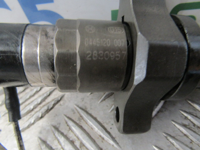 DAF LF 45 EURO 3 INJECTORS (4) P/NO 0445120-007 - Подготовка топлива для Грузовиков: фото 3 DAF LF 45 EURO 3 INJECTORS (4) P/NO 0445120-007 - Подготовка топлива для Грузовиков: фото 3