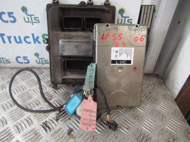 DAF LF 55 220 EURO 3 ENGINE ECU KIT P/NO 1898112 - Блок управления для Грузовиков: фото 2 DAF LF 55 220 EURO 3 ENGINE ECU KIT P/NO 1898112 - Блок управления для Грузовиков: фото 2