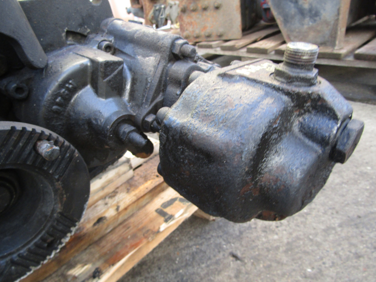 EATON 6 SPEED PTO (5206B GEARBOX) - Гидравлика для Грузовиков: фото 3 EATON 6 SPEED PTO (5206B GEARBOX) - Гидравлика для Грузовиков: фото 3
