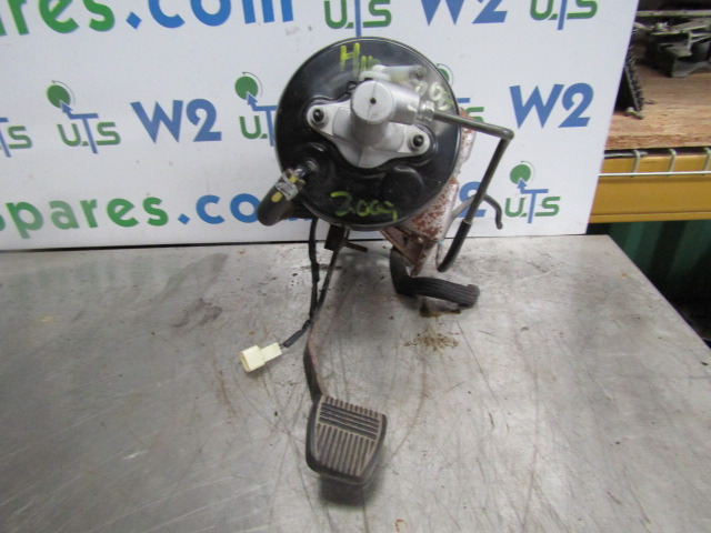 HINO 300 SERIES CLUTCH SERVO COMPLETE P/NO 131030-30030 - Двигатель и запчасти для Грузовиков: фото 1 HINO 300 SERIES CLUTCH SERVO COMPLETE P/NO 131030-30030 - Двигатель и запчасти для Грузовиков: фото 1