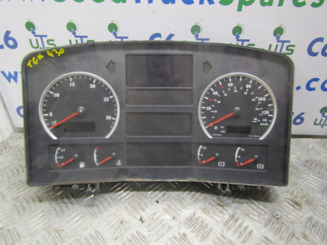 MAN TGA CLOCK CLUSTER P/NO 81.27202.5155 - Кабина и интерьер для Грузовиков: фото 1 MAN TGA CLOCK CLUSTER P/NO 81.27202.5155 - Кабина и интерьер для Грузовиков: фото 1