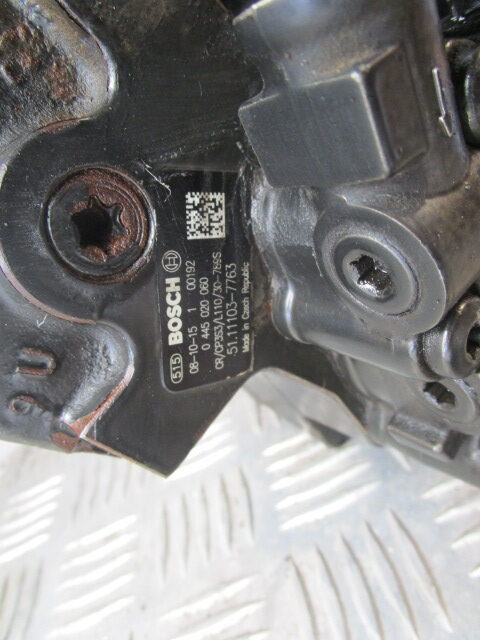 MAN TGL DO834 LFL54 BOSCH HIGH PRESSURE FUEL PUMP P/NO 0445020060 - Подготовка топлива для Грузовиков: фото 2 MAN TGL DO834 LFL54 BOSCH HIGH PRESSURE FUEL PUMP P/NO 0445020060 - Подготовка топлива для Грузовиков: фото 2