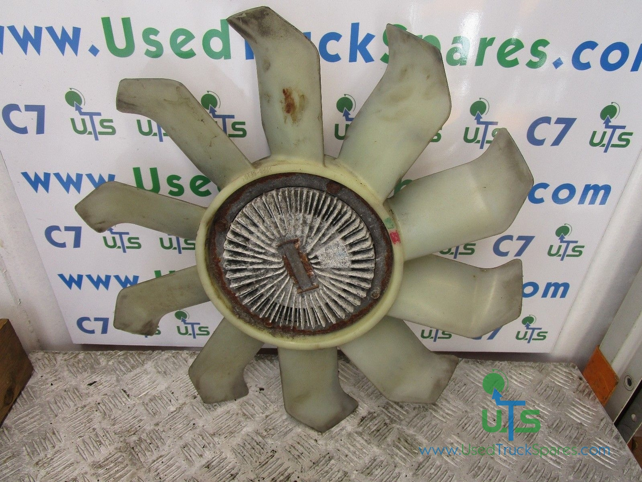 MITSUBISHI CANTER 35C13 (4M42) VISCUSS FAN - Двигатель и запчасти для Грузовиков: фото 1 MITSUBISHI CANTER 35C13 (4M42) VISCUSS FAN - Двигатель и запчасти для Грузовиков: фото 1