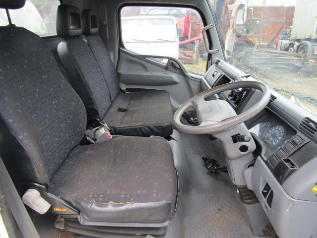 MITSUBISHI FUSO 35C13 EURO 5 CAB 2012 - Кабина для Грузовиков: фото 3 MITSUBISHI FUSO 35C13 EURO 5 CAB 2012 - Кабина для Грузовиков: фото 3
