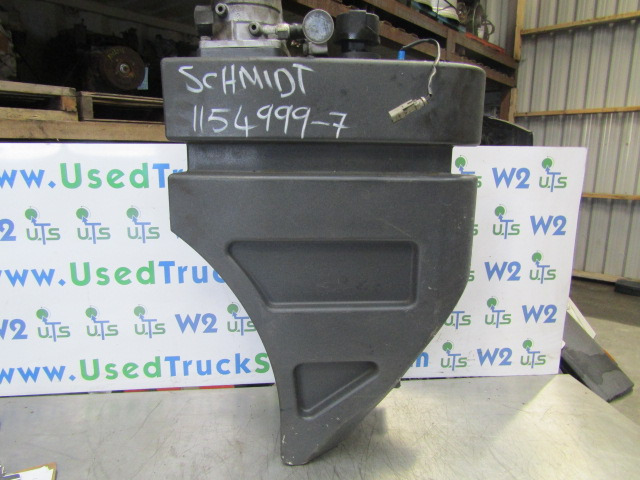 SCHMIDT SWINGO 2015 EURO 6 HYDRAULIC TANK COMPLETE P/NO 1154999-7 - Бак для гидравлической жидкости для Коммунальной и специальной техники: фото 1 SCHMIDT SWINGO 2015 EURO 6 HYDRAULIC TANK COMPLETE P/NO 1154999-7 - Бак для гидравлической жидкости для Коммунальной и специальной техники: фото 1