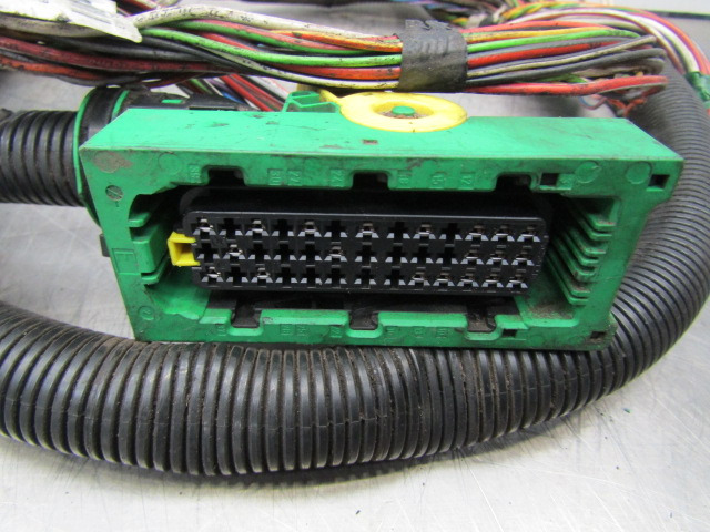 VOLVO FH13A ECU / FUSEBOARD HARNESS P/NO 20969699 / 02 - Блок управления для Грузовиков: фото 2 VOLVO FH13A ECU / FUSEBOARD HARNESS P/NO 20969699 / 02 - Блок управления для Грузовиков: фото 2