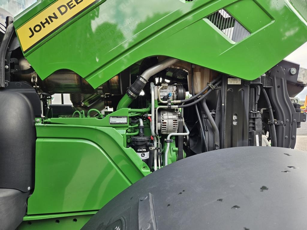 John Deere 6R195 - Трактор: фото 2 John Deere 6R195 - Трактор: фото 2
