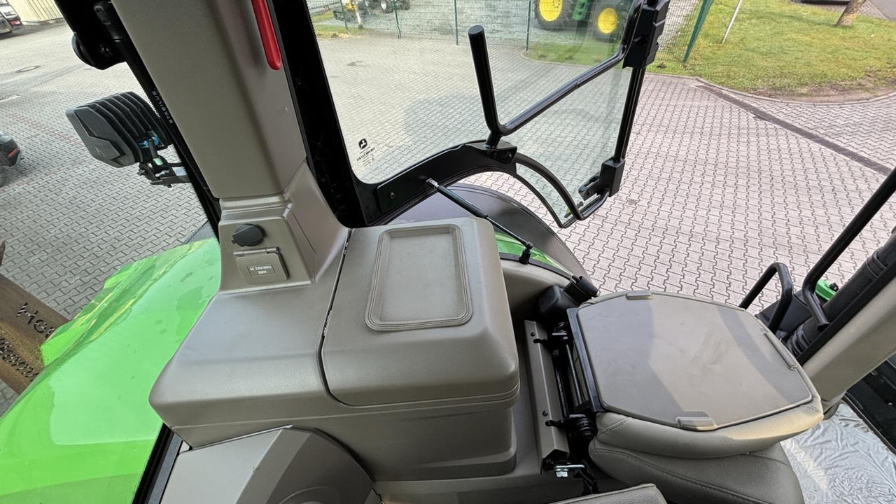 John Deere TRAKTOR 7R350 - Трактор: фото 5 John Deere TRAKTOR 7R350 - Трактор: фото 5