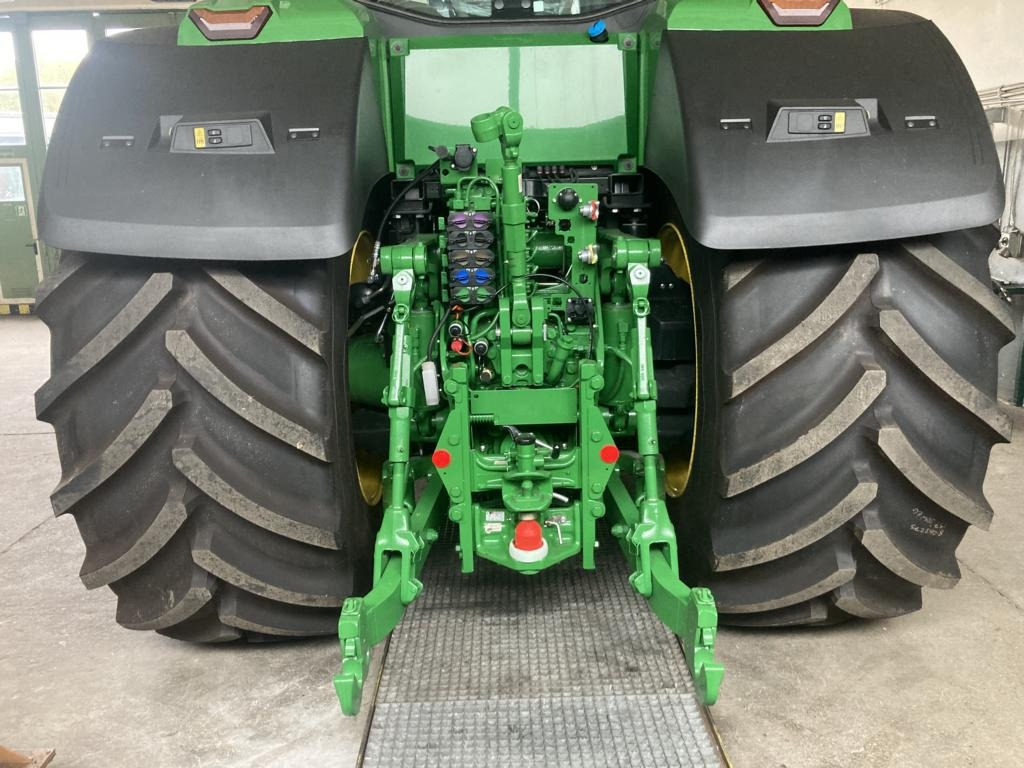 Новый Трактор John Deere TRAKTOR 8R370: фото 15