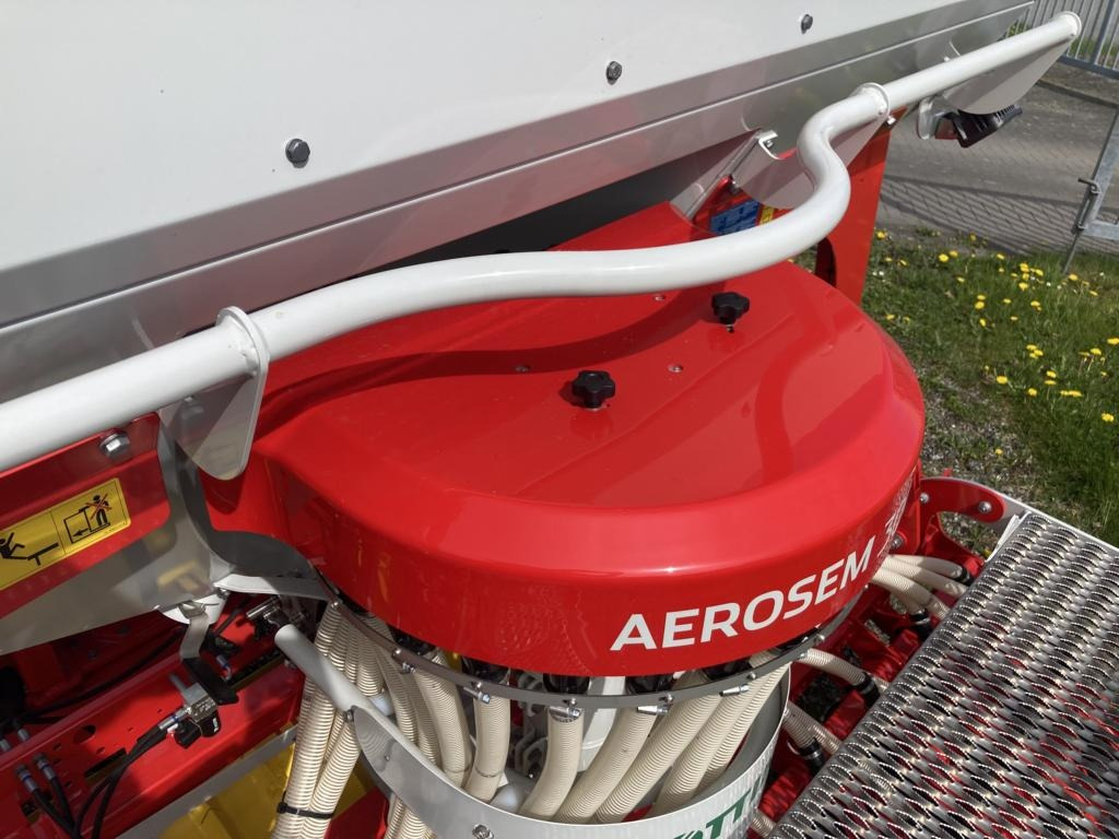 Pöttinger AEROSEM 3002 A - Сеялка: фото 3 Pöttinger AEROSEM 3002 A - Сеялка: фото 3