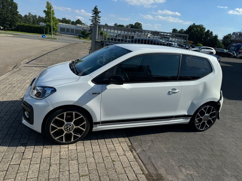 Volkswagen up! GTI - Легковой автомобиль: фото 3 Volkswagen up! GTI - Легковой автомобиль: фото 3