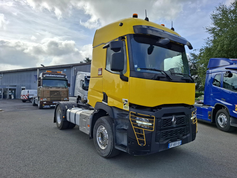 Renault C Cab 2.5 - Тягач: фото 2 Renault C Cab 2.5 - Тягач: фото 2