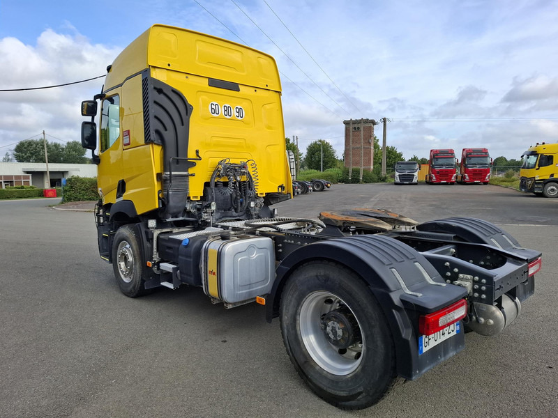 Renault C Cab 2.5 - Тягач: фото 4 Renault C Cab 2.5 - Тягач: фото 4