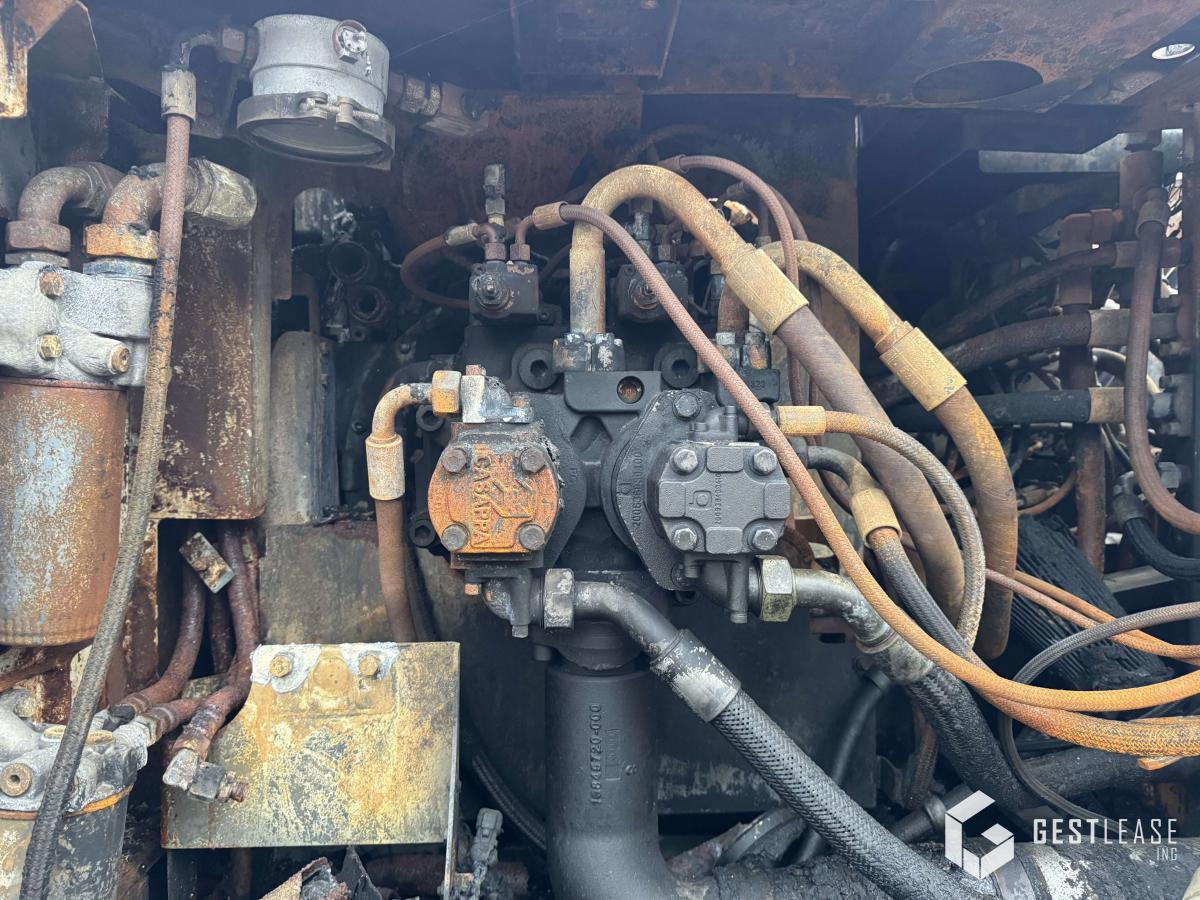 Liebherr R922LC - Гусеничный экскаватор: фото 4 Liebherr R922LC - Гусеничный экскаватор: фото 4