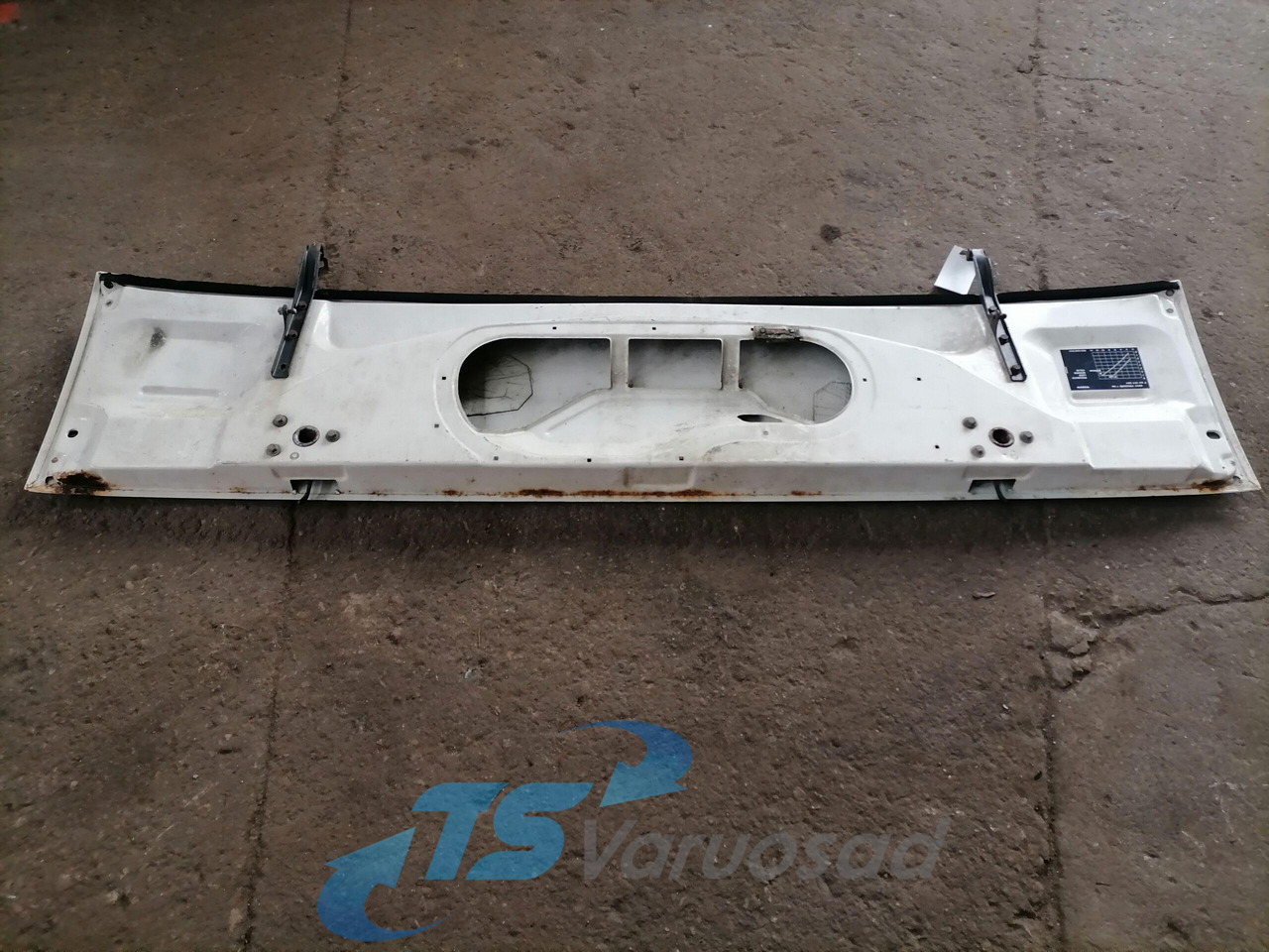 Grille panel 8191220 - Решётка радиатора для Грузовиков: фото 3 Grille panel 8191220 - Решётка радиатора для Грузовиков: фото 3