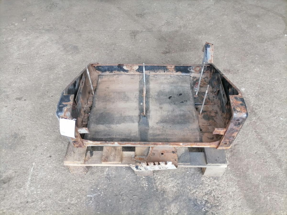 MAN Battery box 81418605363 - Аккумулятор для Грузовиков: фото 5 MAN Battery box 81418605363 - Аккумулятор для Грузовиков: фото 5