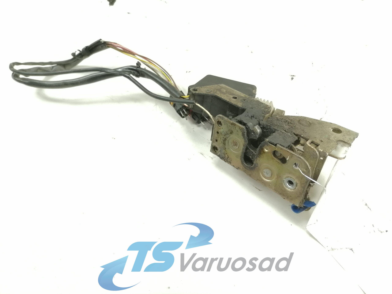 MAN Door lock 81626806122 - Дверь и запчасти для Грузовиков: фото 1 MAN Door lock 81626806122 - Дверь и запчасти для Грузовиков: фото 1