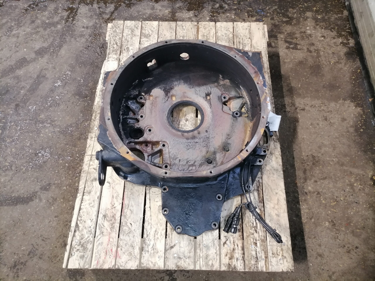 MAN Flywheel housing 51014013232 - Маховик для Грузовиков: фото 2 MAN Flywheel housing 51014013232 - Маховик для Грузовиков: фото 2