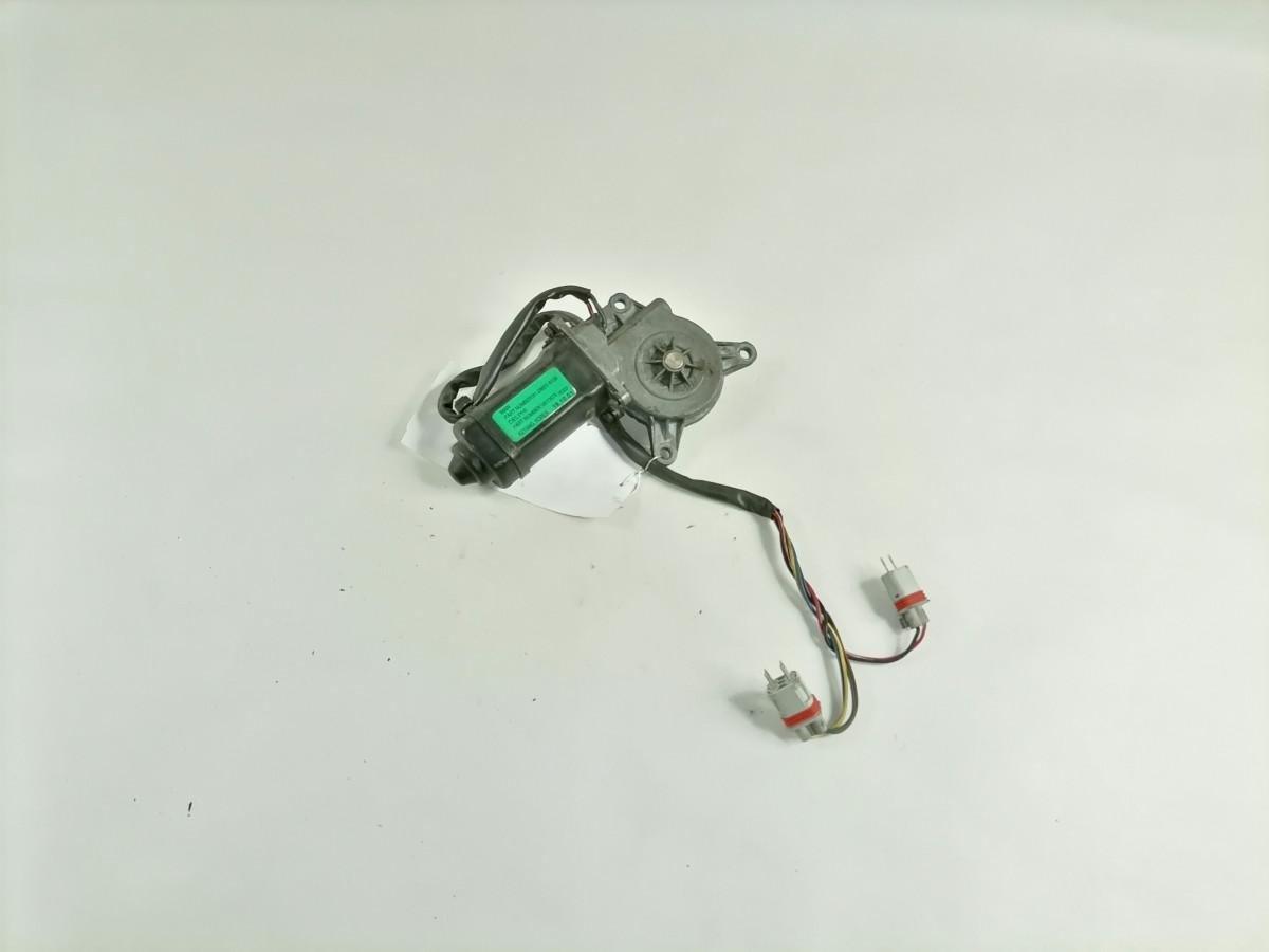 MAN Glass lift 81286016126 - Стекло и запчасти для Грузовиков: фото 3 MAN Glass lift 81286016126 - Стекло и запчасти для Грузовиков: фото 3