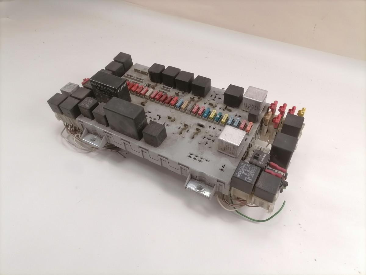 MAN Kaitsmepaneel 81254446060 - Предохранитель для Грузовиков: фото 2 MAN Kaitsmepaneel 81254446060 - Предохранитель для Грузовиков: фото 2