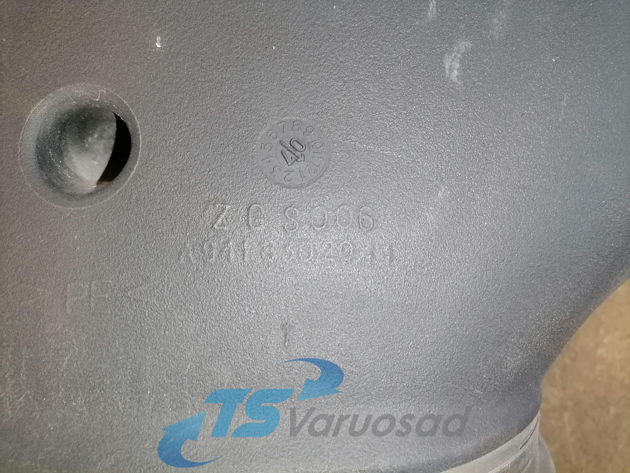 Mercedes-Benz Air intake 9418302044 - Система впуска для Грузовиков: фото 5 Mercedes-Benz Air intake 9418302044 - Система впуска для Грузовиков: фото 5