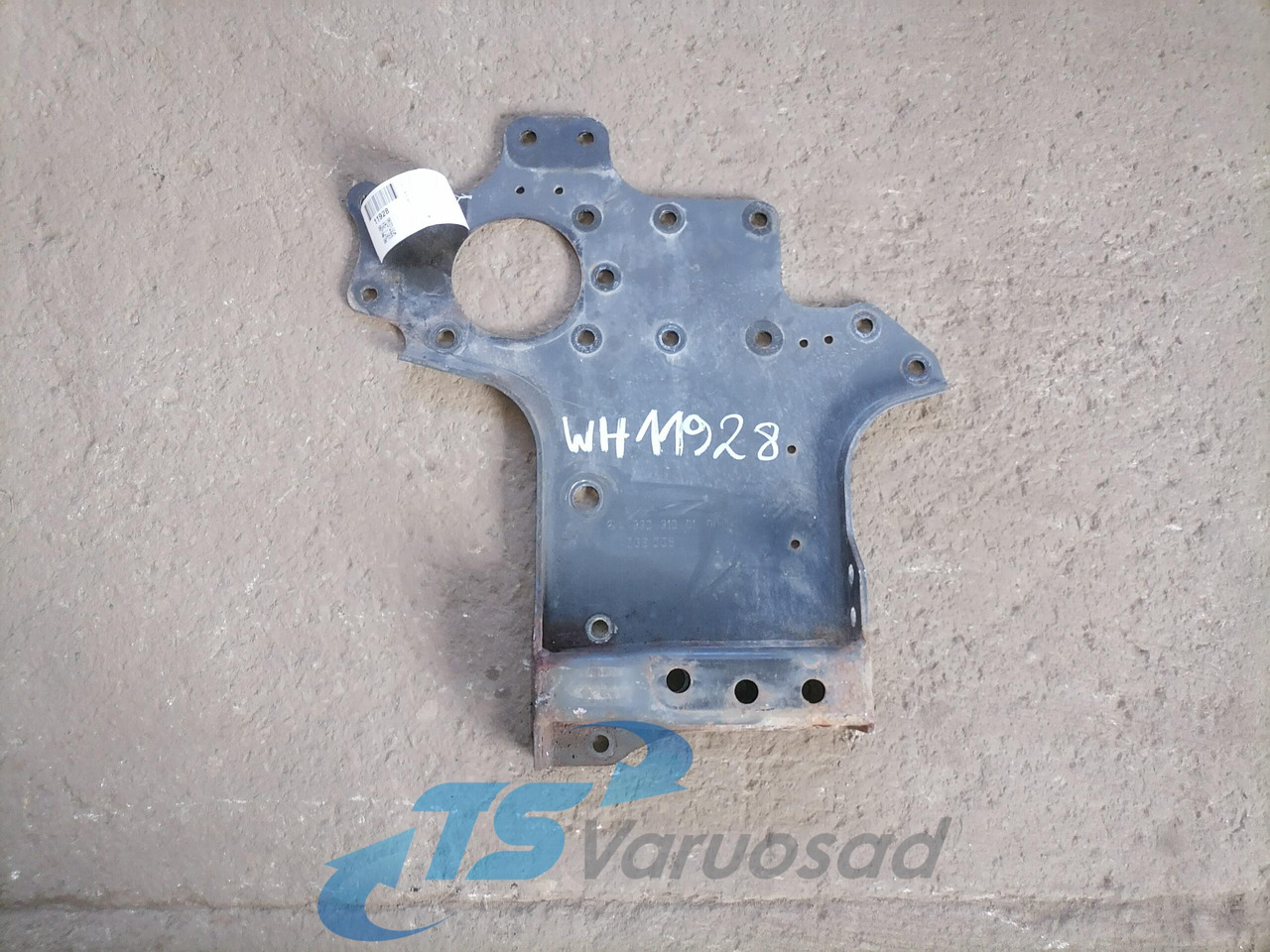 Mercedes-Benz Front bumper carrier A9303100190 - Бампер для Грузовиков: фото 1 Mercedes-Benz Front bumper carrier A9303100190 - Бампер для Грузовиков: фото 1