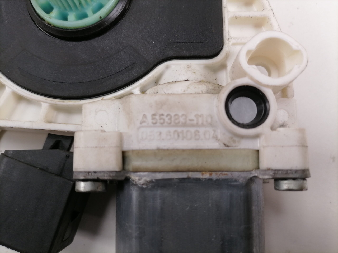 Mercedes-Benz Glass lift 0536010604 - Стекло и запчасти для Грузовиков: фото 3 Mercedes-Benz Glass lift 0536010604 - Стекло и запчасти для Грузовиков: фото 3