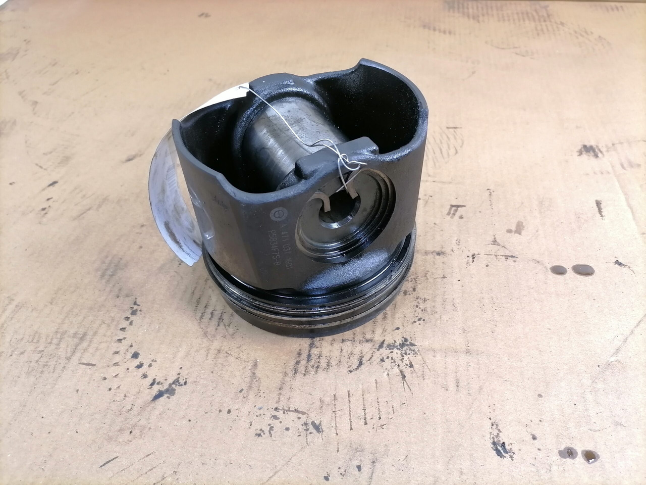 Mercedes-Benz Piston A4710371601 - Поршень/ Кольцо/ Втулка для Грузовиков: фото 4 Mercedes-Benz Piston A4710371601 - Поршень/ Кольцо/ Втулка для Грузовиков: фото 4