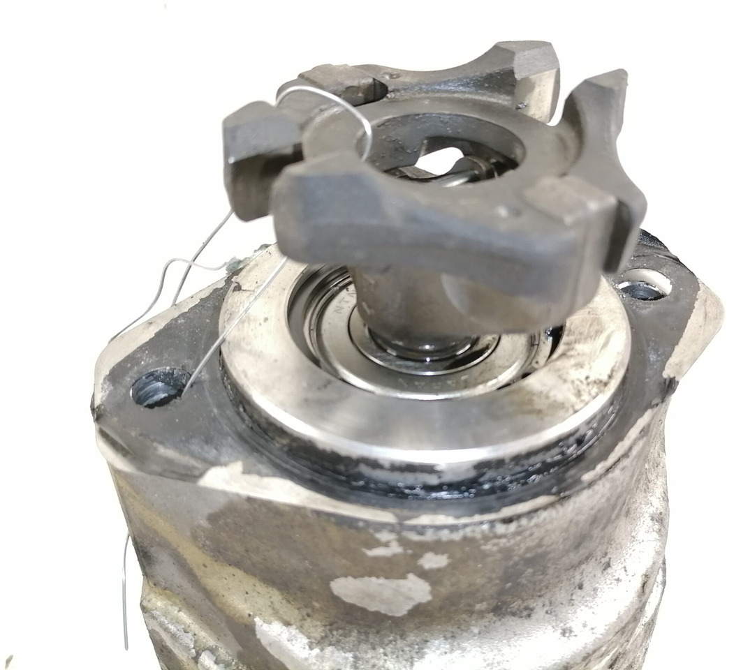 Mercedes-Benz Steering hydraulic pump A9604600280 - Насос гидроусилителя для Грузовиков: фото 2 Mercedes-Benz Steering hydraulic pump A9604600280 - Насос гидроусилителя для Грузовиков: фото 2