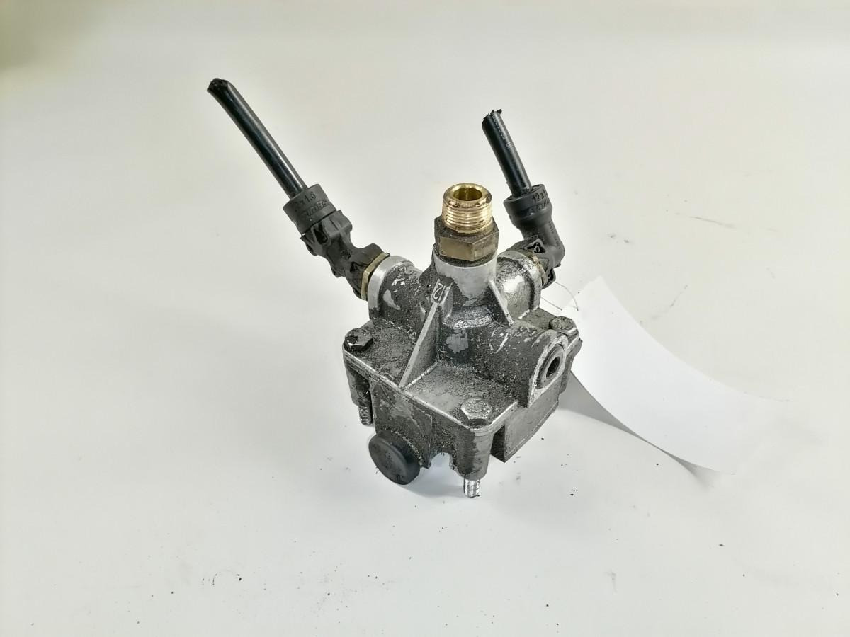 Scania Air pressure control valve 2038219 - Тормозной клапан для Грузовиков: фото 2 Scania Air pressure control valve 2038219 - Тормозной клапан для Грузовиков: фото 2