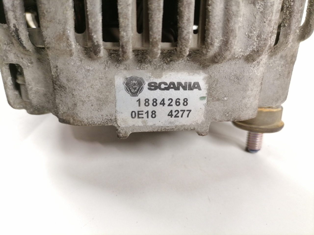 Scania Alternator 1884268 - Генератор для Грузовиков: фото 2 Scania Alternator 1884268 - Генератор для Грузовиков: фото 2
