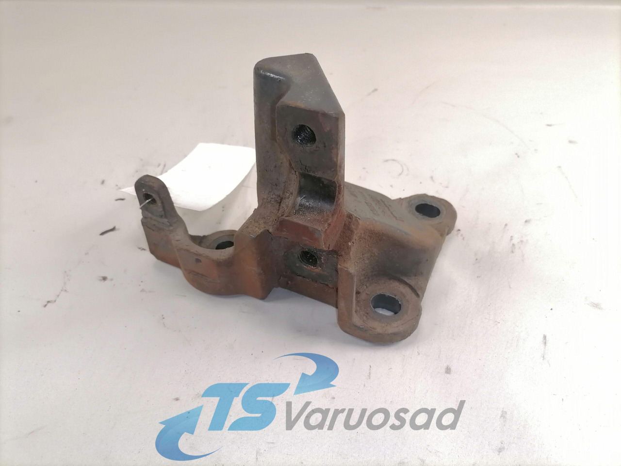 Scania Bracket 1728141 - Рама/ Шасси для Грузовиков: фото 3 Scania Bracket 1728141 - Рама/ Шасси для Грузовиков: фото 3