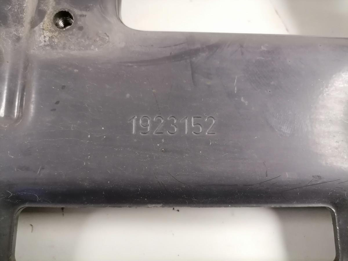 Scania Bumper bracket 1923152 - Бампер для Грузовиков: фото 4 Scania Bumper bracket 1923152 - Бампер для Грузовиков: фото 4