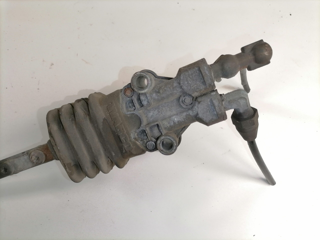 Scania Cab suspension control valve 464007010 - Подвеска кабины для Грузовиков: фото 2 Scania Cab suspension control valve 464007010 - Подвеска кабины для Грузовиков: фото 2