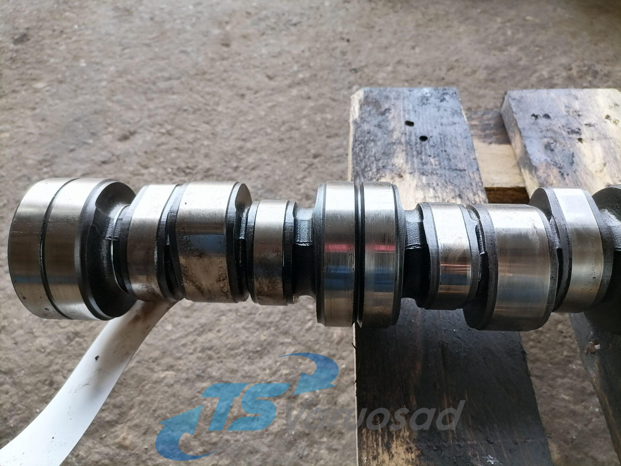 Scania Camshaft 1509917 - Распределительный вал для Грузовиков: фото 3 Scania Camshaft 1509917 - Распределительный вал для Грузовиков: фото 3