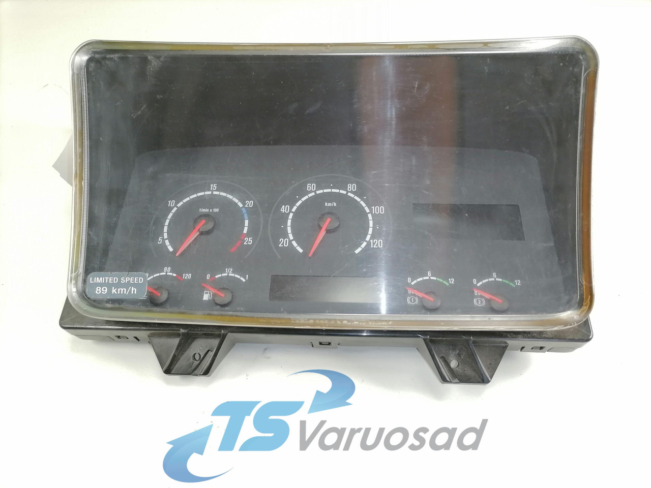 Scania Dashboard 1752625 - Приборная панель для Грузовиков: фото 2 Scania Dashboard 1752625 - Приборная панель для Грузовиков: фото 2